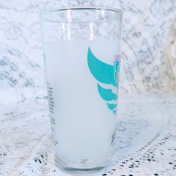 COLLECTIBLE 1994 KENTUCKY DERBY FESTIVAL GLASS/ MINT JULEP RECIPE PEGASUS HORSE - Picture 3 of 8